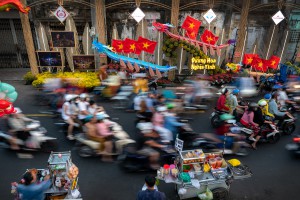 Nhộn nhịp ngày xuân