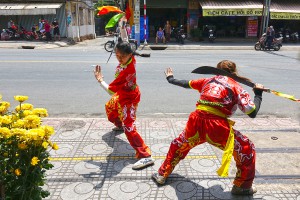 Dưới Nắng Xuân