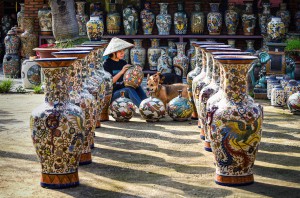 Gốm thủ công mỹ nghệ